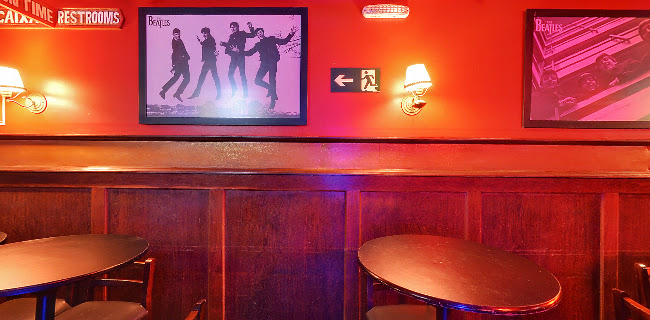 Número de telefone de Republic English Pub
