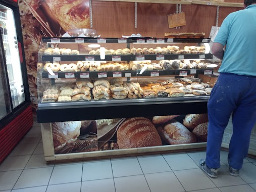 VERÖCE Pekseg BÄCKEREI, Author: Istvan Kricsfalussy