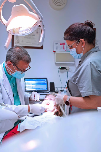 Clínica Dental F.G. Armengol / Dentista Campanar - Thumbnail