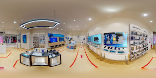 Photo n°6 de Boutique SFR Le Mans Centre Sud à Le Mans (Opérateur téléphonique)