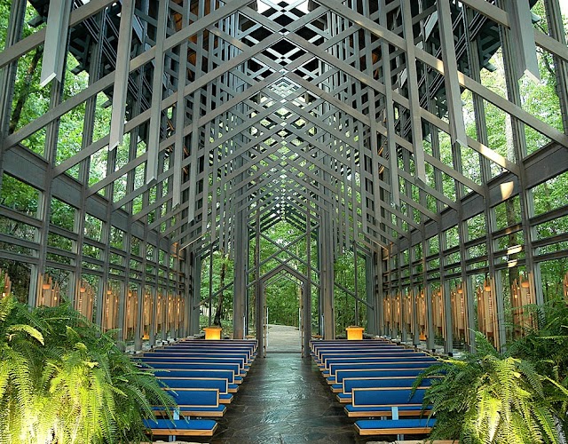 Thorncrown Chapel