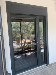 Photo n°5 de Sur Mesure 34, Stores et Pergolas - Sur Mesure Menuiserie à Clermont-l'Hérault (Fournisseur de fenêtres)