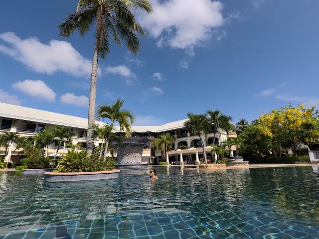 Phi Phi Island Cabana Hotel