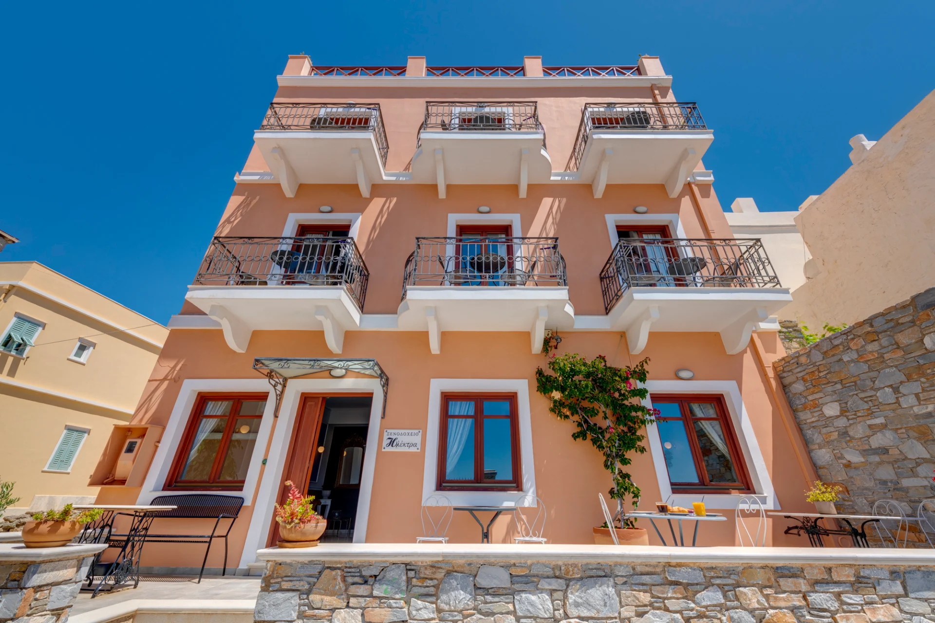 Electra Syros