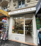 Douce France à Paris