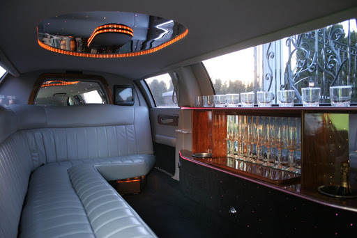 Top Hat Limos - Thumbnail