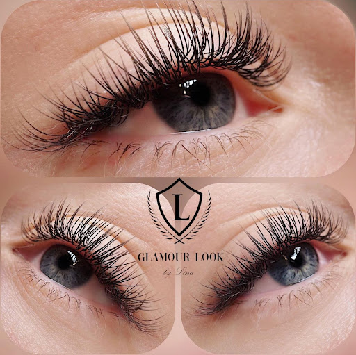 Glamour look clinic