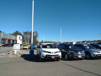 Photos of Rhinelander Toyota