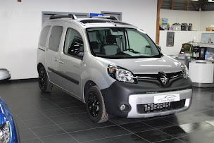 Photo n°33 de Garage Felisaz Renault/Dacia Livarot à Livarot-Pays-d'Auge (Agence de location de fourgonnettes)