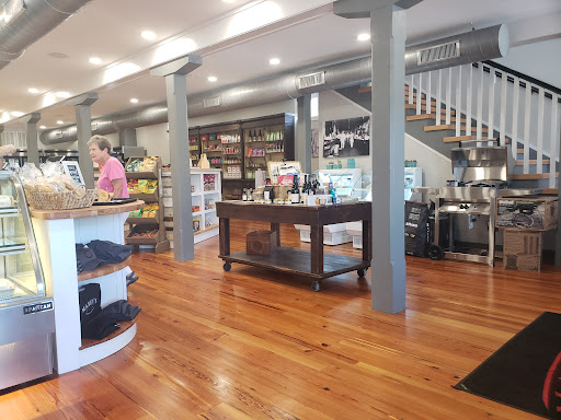 Maxey's Store - Visual