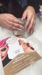 Photo n°3 de Tynynailscils + TYNY SPA à Sainte-Maxime (Institut de beauté)