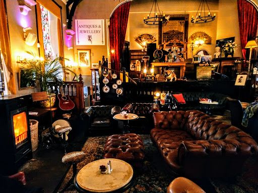 The Old Auction Room Antiques Gallery - United Kingdom