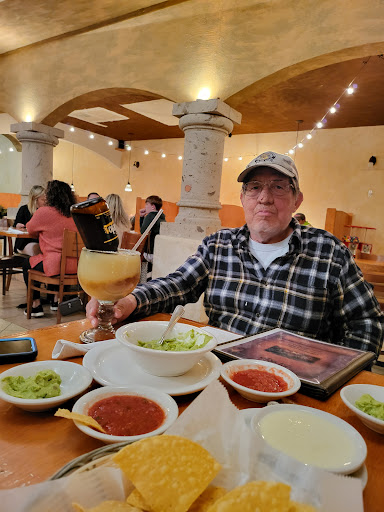 El Rio Restaurant - Thumbnail