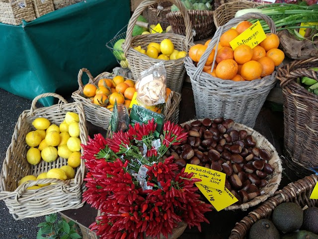 Wochenmarkt am Goldbekufer