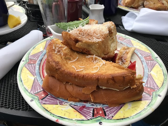 Miss Shirley's Cafe, Inner Harbor