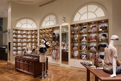 ユナイテッドアローズ ルクア大阪 ウィメンズストア