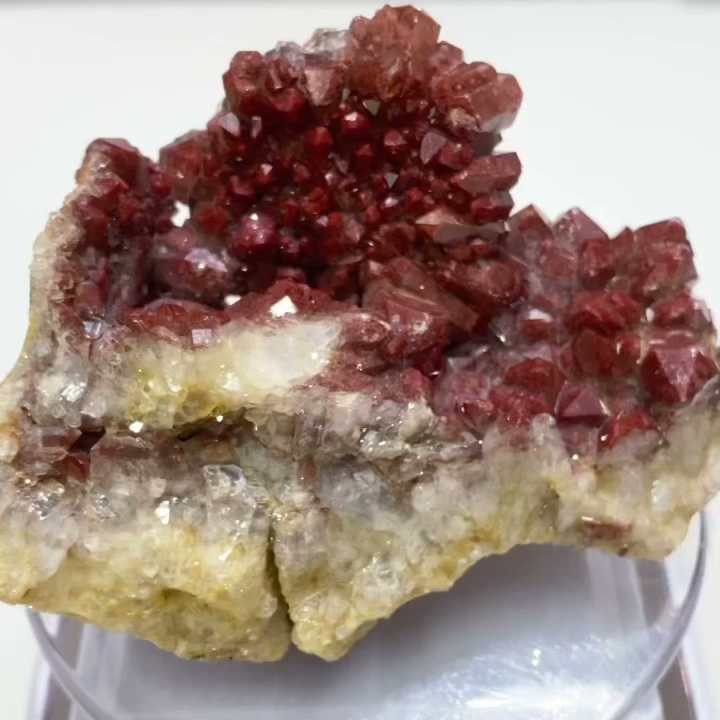 天然石ごろごろ