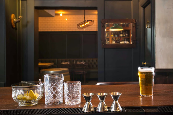 Eastside Social by null