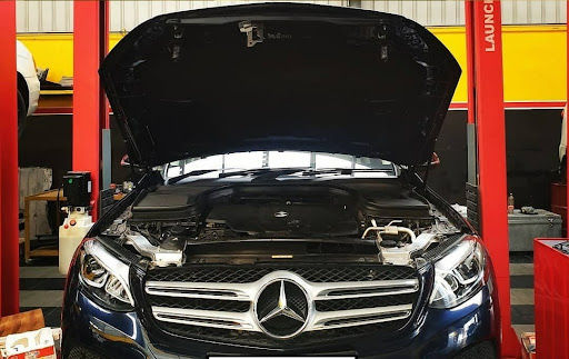 Get your LUXURY CAR REPAIRED at up to 50% LESS COST compared to authorized service centres. post image