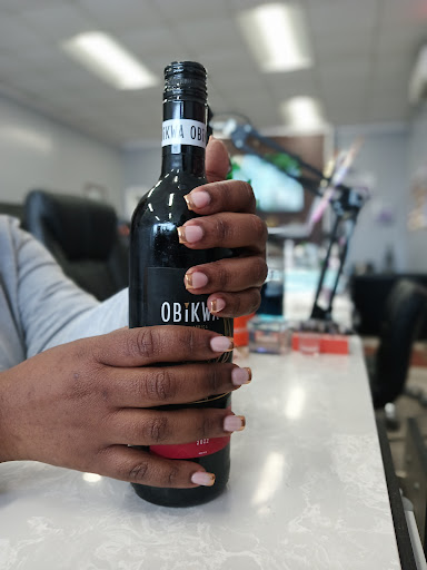LeKar's Nails - Visual