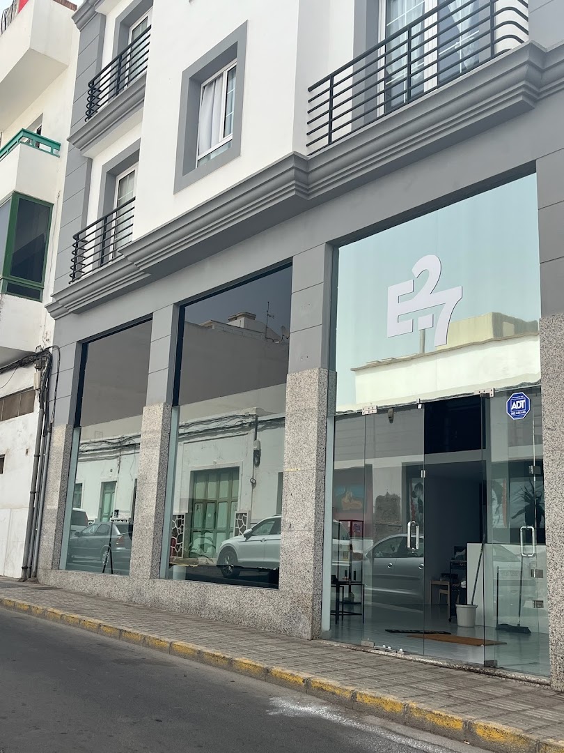 El estudio 27