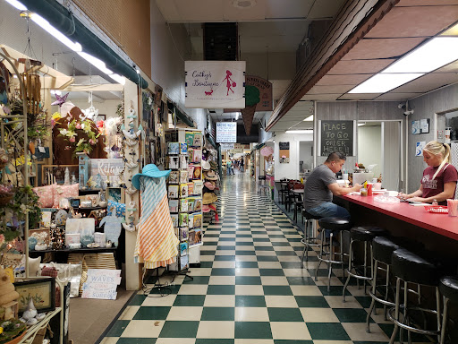 Cathy's Boutique - Visual