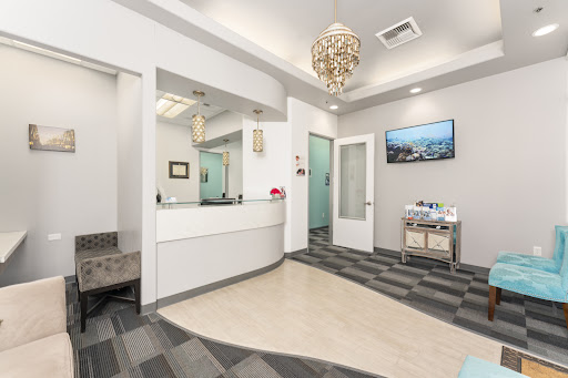 Thrive Dental | Laguna Smiles | Elk Grove Dentist Logo