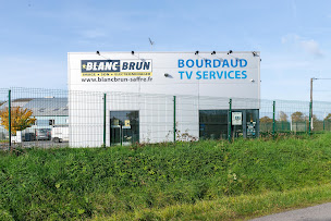 Photo n°18 de BOURDAUD TV SERVICES SARL - BLANC BRUN vente et services après vente à Saffré (Magasin de lave-linges et sèche-linges)