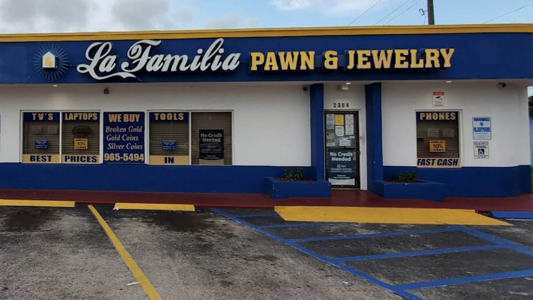 Download our APP!  La Familia Pawn and Jewelry