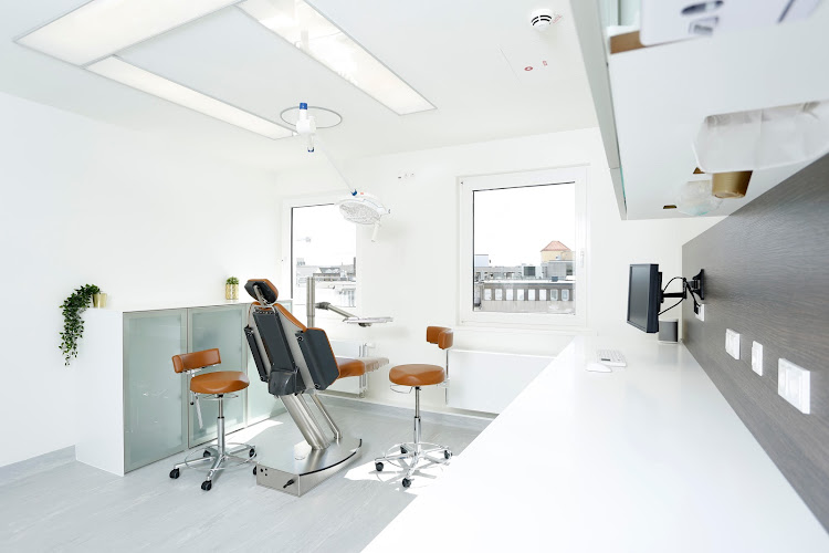 Die Gesichtschirurgen