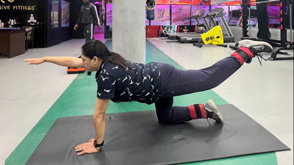 Explosive Fitness Lifestyle Booster Best Gym In Chandigarh Best Family Fitness Program Top Personal Training Gym