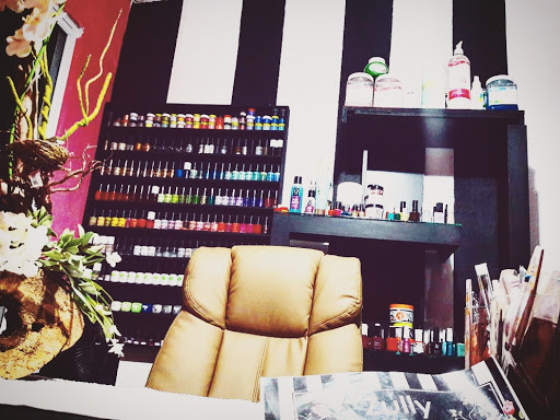 Zully Guevara Studio - Thumbnail