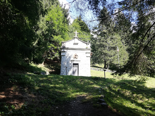 Cappella Pal Piccolo E Cimitero Di Guerra / Gedenkstätte und Kriegsgräberstätte Kleiner Pal