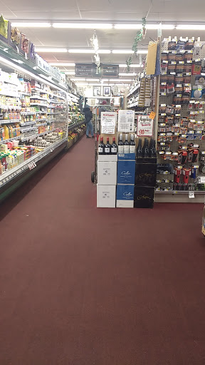 Bert's Red Apple Market - Thumbnail