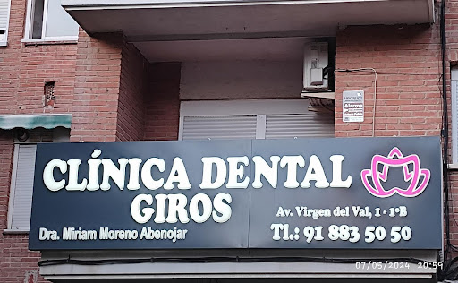 Clínica Dental Giros