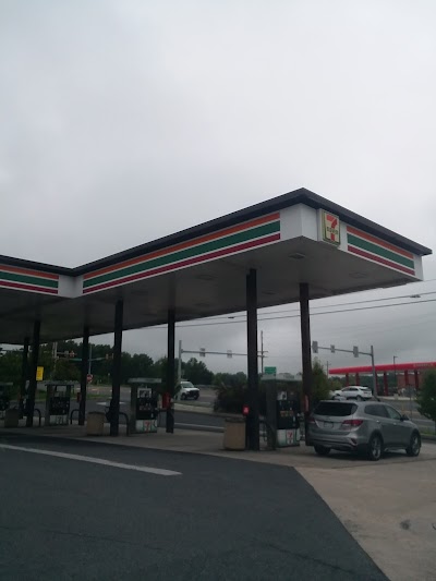 7-Eleven - Closed