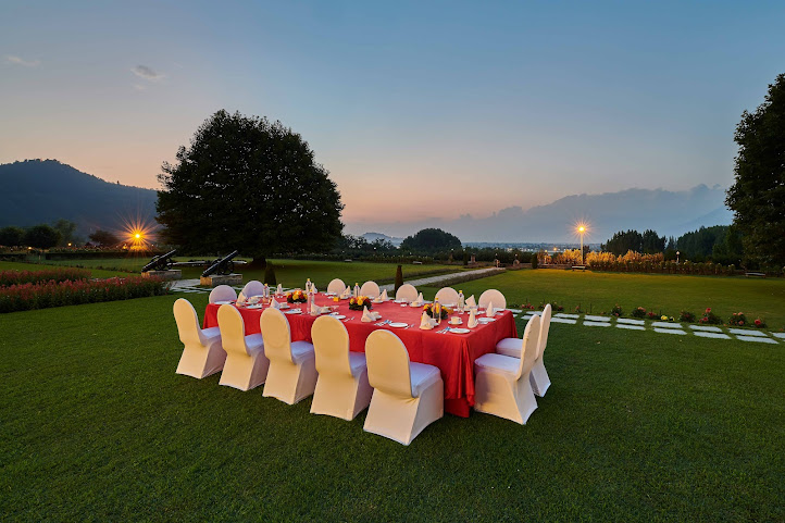 The LaLiT Grand Palace Srinagar by null