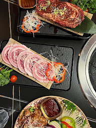 Photo n°39 de Joayo13 - Restaurant Coréen & Karaoké à Paris (Karaoké vidéo)