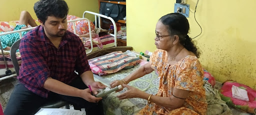 A few moments from our successful Geriatric Health Checkup Camp in Kaikhali, organized by Sandhya… post image