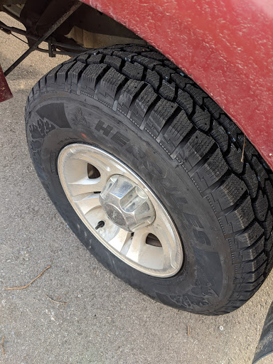 Hill's Tire And Gas - Thumbnail
