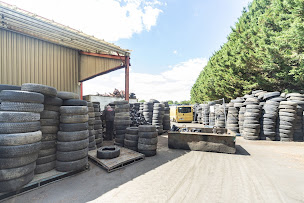 Photo n°29 de Lesève T . D . R . A à Parçay-Meslay (Magasin de pièces de rechange automobiles)