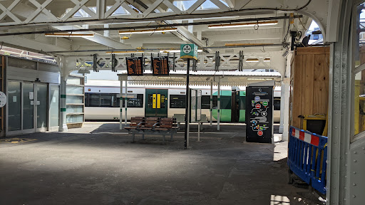 Sutton Station - Visual