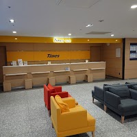 タイムズカー 札幌時計台前店