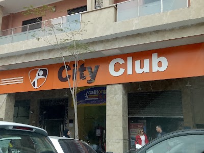 Photos of City Club Gu&eacute;liz