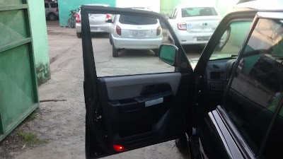 Photos of Camale&atilde;o - Pintura Automotiva