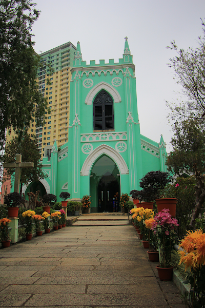 Photos of Old Protestant Cemetery in Macau