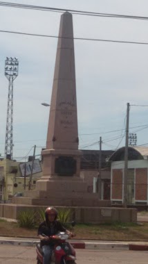 Obelisco a Rodó, Author: Walter Antuña