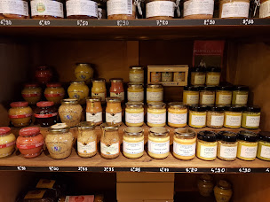 Photo n°20 de Au Cours des Halles à La Ferté-en-Ouche (Épicerie fine)