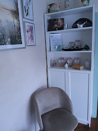 Photo n°17 de Estelle A bien être et liberté : auriculothérapie laser et conseil en huiles essentielles à Cenon (Programme de bien-être)