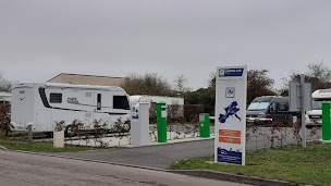 Photo n°24 de Aire Camping-Car Park à Saint-André-de-l'Eure (Terrain pour camping-cars)